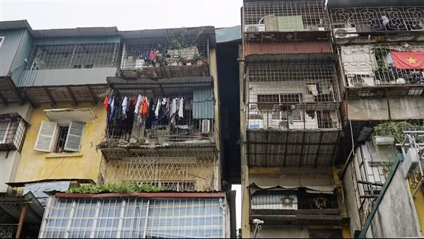 Hà Nội dành 5.800 tỷ đồng ngân sách xây dựng nhà tái định cư phục vụ cải tạo chung cư cũ ảnh 1