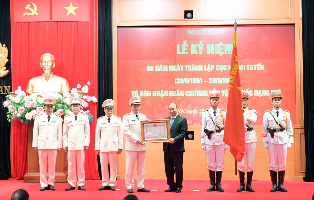 Tự hào về những chiến công vì sự bình yên của Nhân dân -0