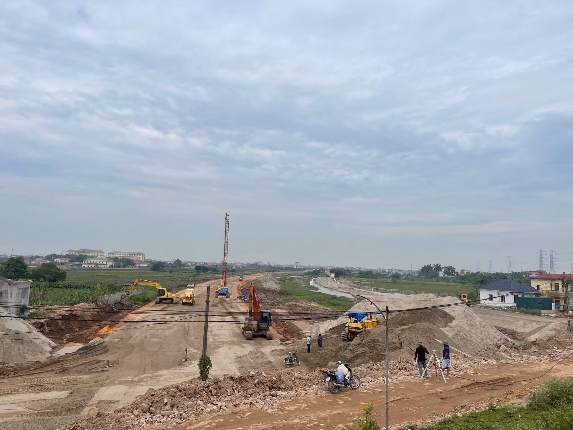Hơn 409 nghìn tỷ đồng vốn đầu tư công đã được giải ngân -0