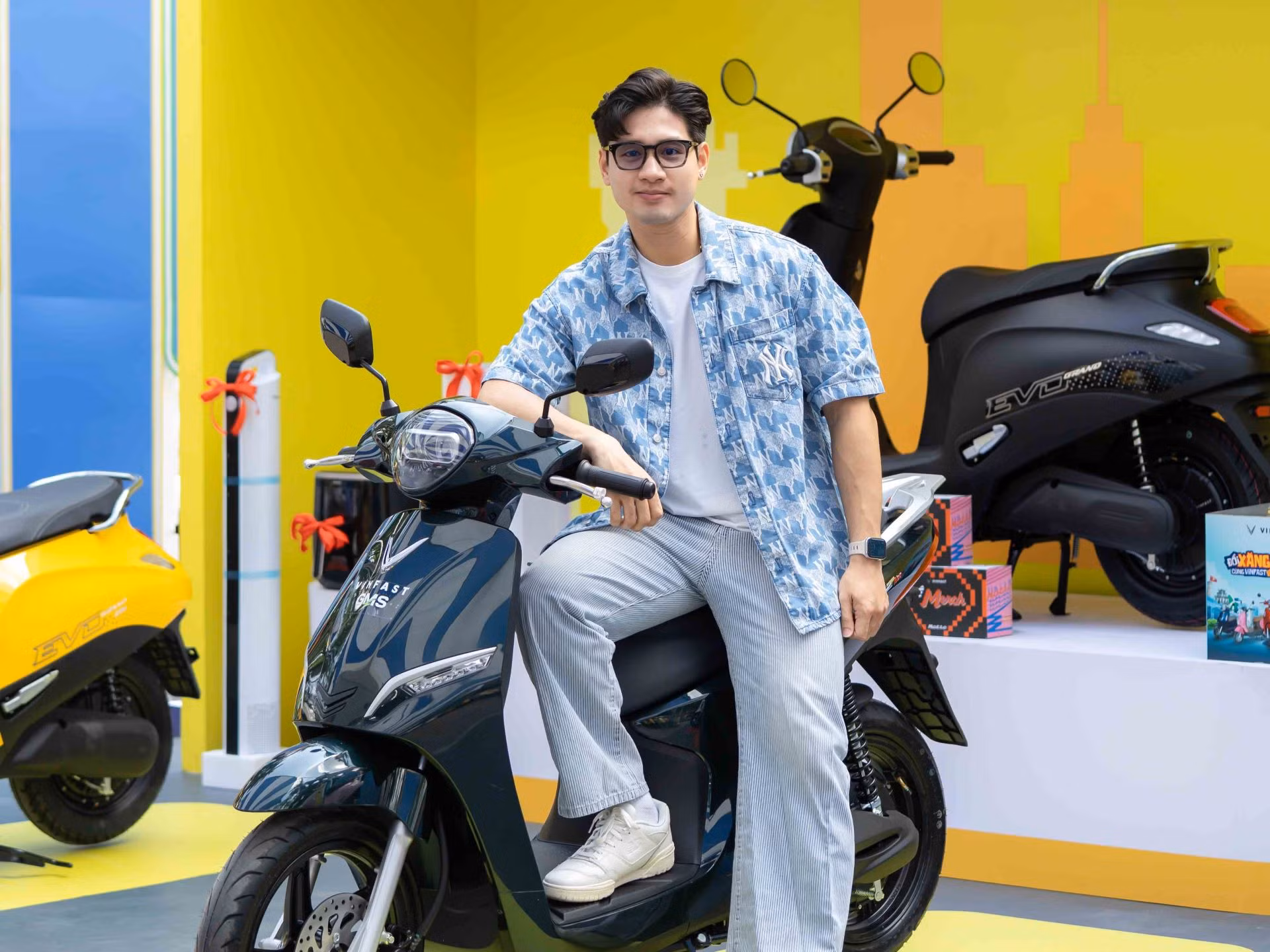 Người dùng hưởng lợi kép khi mua xe máy điện VinFast Feliz Neo -0