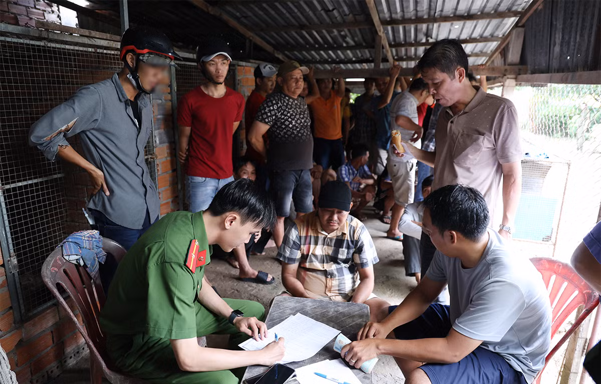 Triệt phá sòng bạc ở An Giang liên quan 50 đối tượng -0