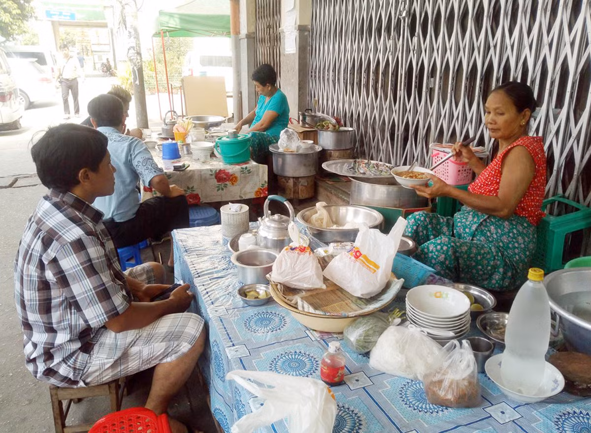 Ăn cơm bụi ở Myanmar -0