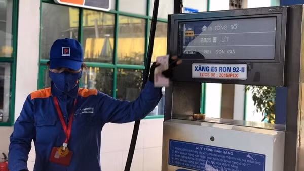 Tăng cường công tác thanh tra, kiểm tra, kiểm soát xăng dầu ảnh 3
