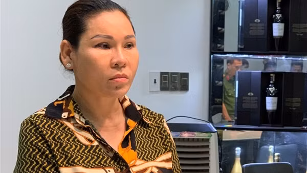 Phá băng nhóm cho vay lãi nặng, cướp tài sản do “nữ quái” cầm đầu ảnh 3