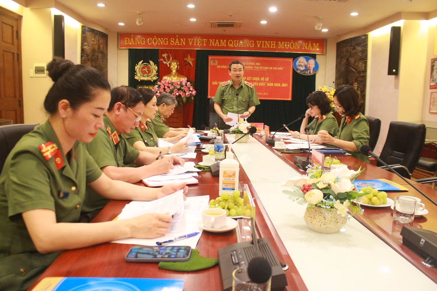  40 cá nhân đề xuất lãnh đạo Bộ tặng Giải thưởng “Phụ nữ Công an tiêu biểu” -0