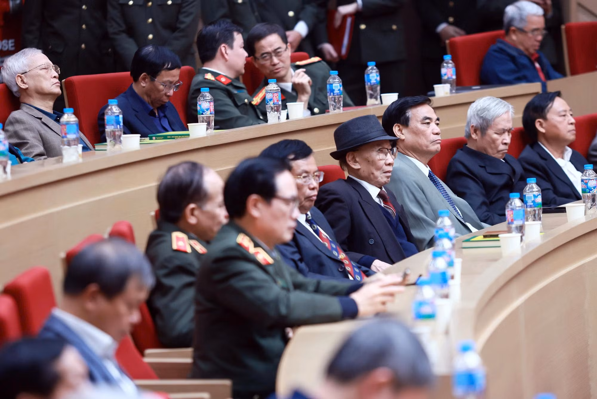 Khơi dậy ý chí, khát vọng hành động quyết liệt trong toàn dân thực hiện thắng lợi mục tiêu Đại hội XIV -0