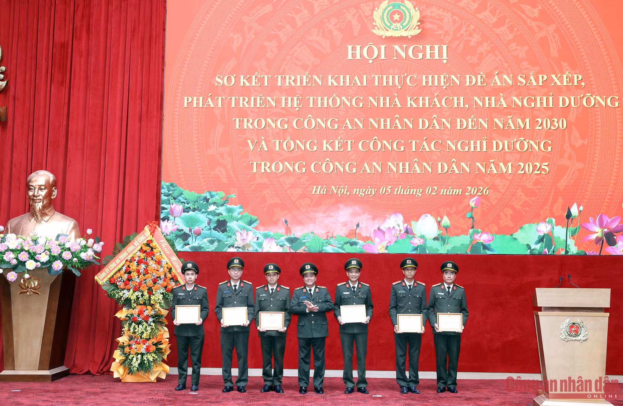 hội nghị sơ kết -0