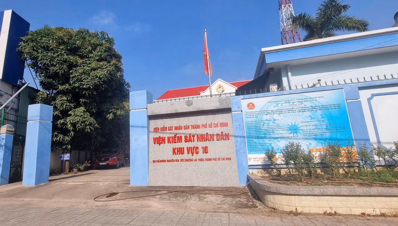 Viện Kiểm sát nhân dân kiến nghị Toà đình chỉ giải quyết vụ án -0