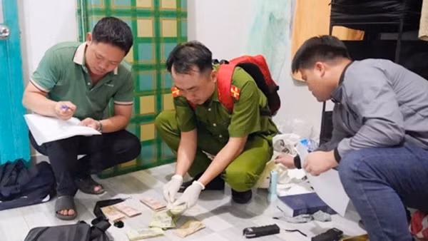 Tấn công, trấn áp tội phạm, đảm bảo cho nhân dân vui xuân, đón Tết