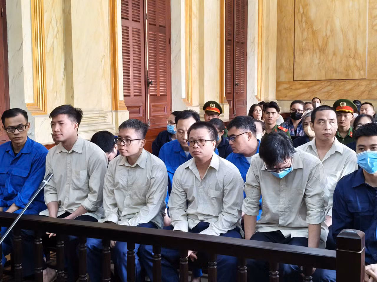 Nhận hối lộ từ 50-150 triệu một tháng, Trưởng trạm kiểm dịch ra tòa -0