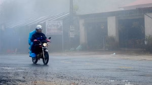 Bắc Bộ sương mù trời rét, Nam Bộ nắng oi