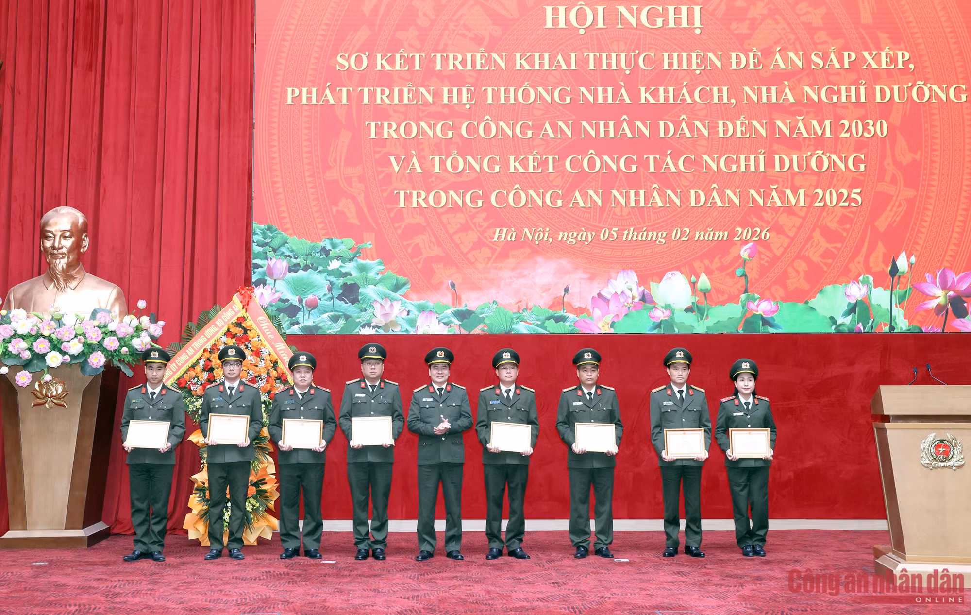 hội nghị sơ kết -1