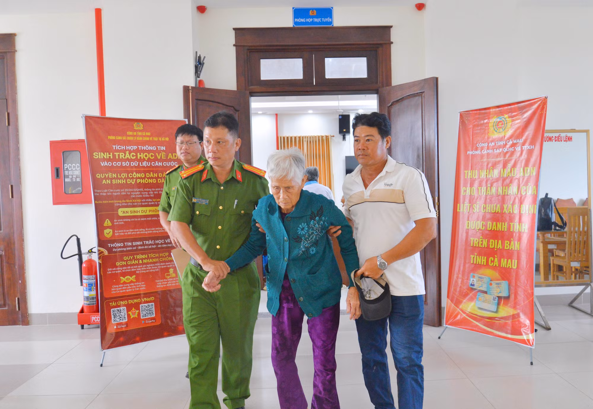 Công an Cà Mau thu nhân AND thân nhân liệt sĩ chưa xác định danh tính -0