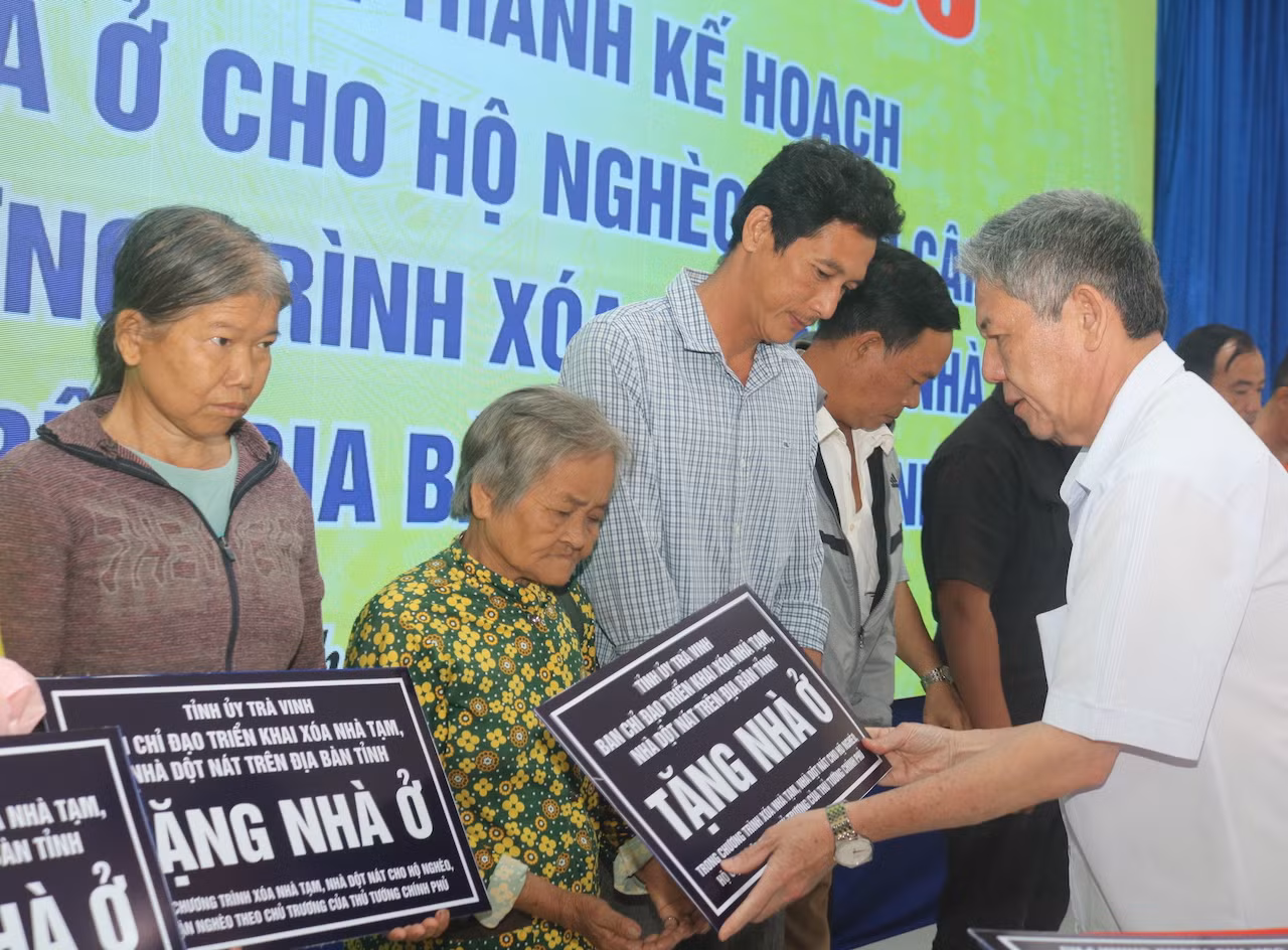Trà Vinh hoàn thành việc xóa nhà tạm, nhà dột nát trước ngày 30/4 -0