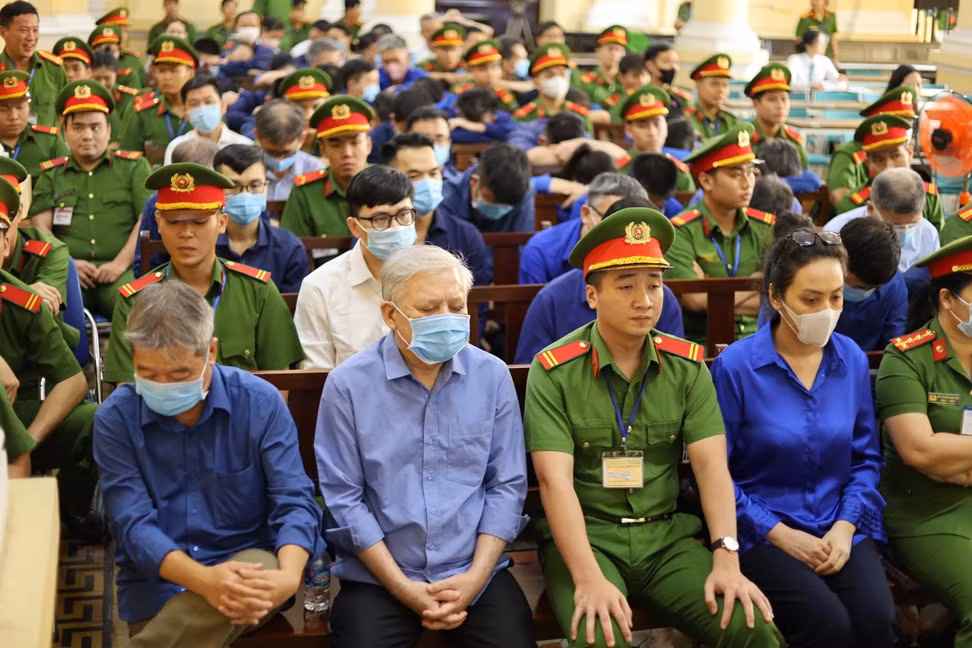Bài học về thượng tôn pháp luật chưa bo giờ là muộn -0