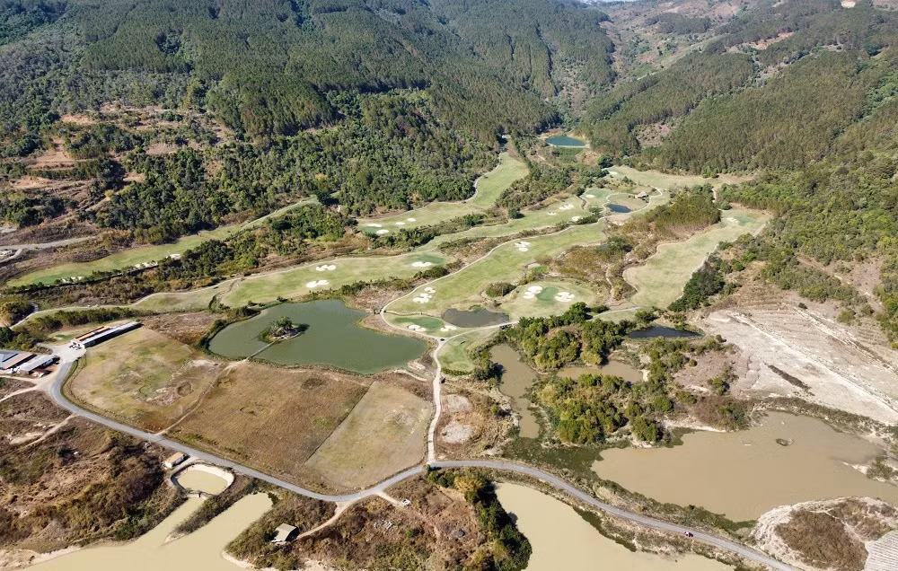 Làm rõ 37,5ha rừng biến mất khỏi dự án sân golf 1200 -0