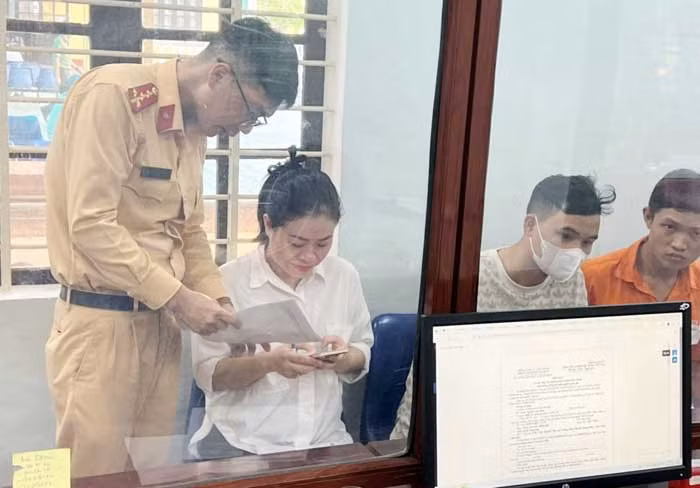 Tiện ích khi người dân, doanh nghiệp giải quyết thủ tục hành chính qua dịch vụ công trực tuyến -0