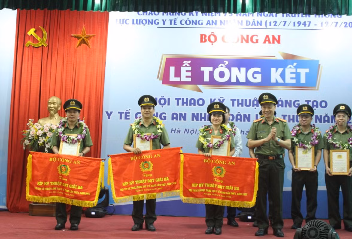  Nhiều kỹ thuật hay, có tính ứng dụng cao được trình diễn tại Hội thao Kỹ thuật sáng tạo Y tế CAND lần thứ I -0