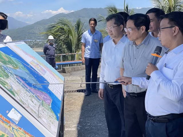 Thủ tướng khảo sát một số nhà máy, dự án công nghệ cao tại Đà Nẵng -0