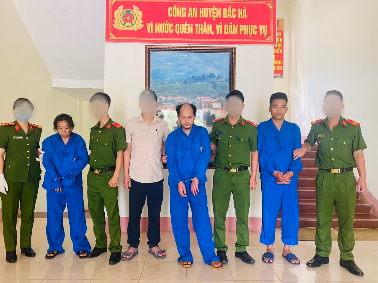 Lào Cai: Khen thưởng đột xuất Cơ quan CSĐT Công an huyện Bắc Hà -0