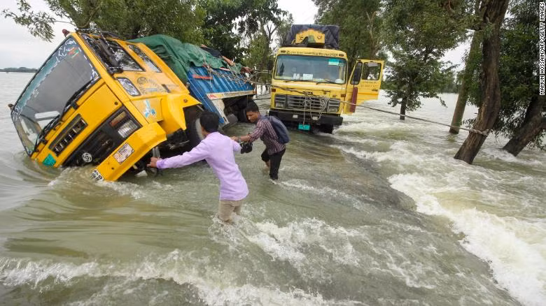 Lũ chồng lũ khiến hàng triệu người Bangladesh và Ấn Độ điêu đứng -0