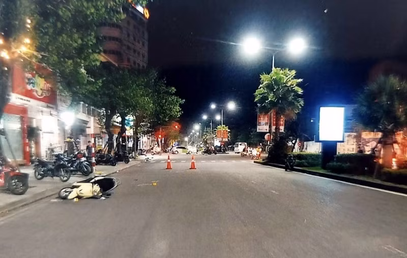 Kỷ luật cán bộ Khu Bảo tồn uống rượu bia lái xe biển xanh gây tai nạn -0