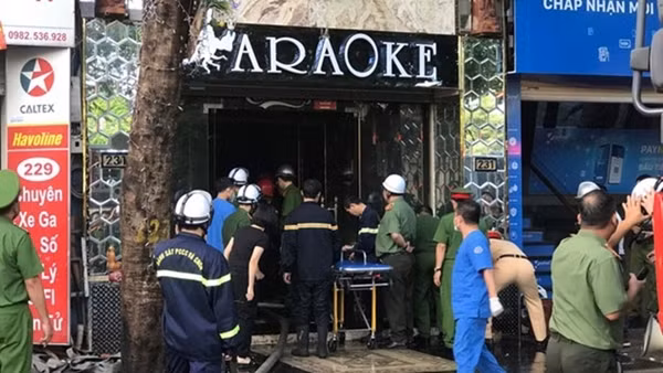 Bắt tạm giam chủ quán karaoke ở Cầu Giấy