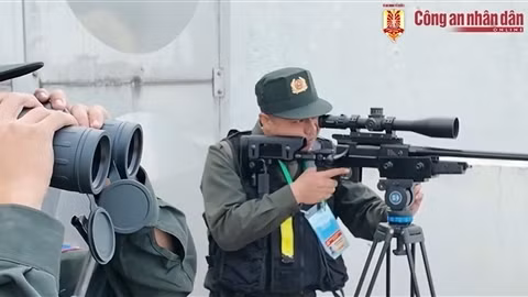 Những chiến sĩ thầm lặng bảo vệ Đại hội Đảng XIV
