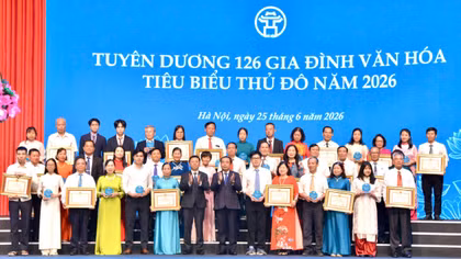 Tuyên dương 126 gia đình văn hoá tiêu biểu của Thủ đô