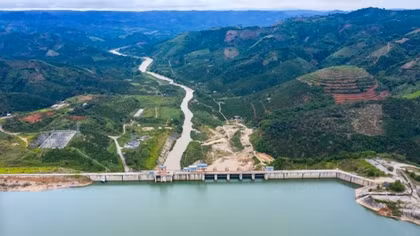 Trung Nam đầu tư Nhà máy điện mặt trời nổi 240MW trên hồ thủy điện Đồng Nai 2