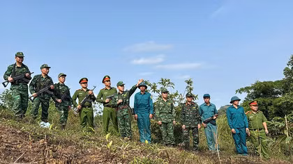 Lá chắn miền biên viễn