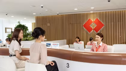 Techcombank bứt phá lợi nhuận quý 2, AI mở chu kỳ chiến lược mới