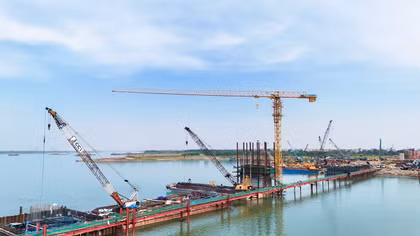 Đầu tư công bứt tốc, CC1 gia tăng quy mô và backlog