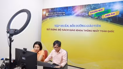 Nhà xuất bản Giáo dục Việt Nam hoàn thành tập huấn bộ sách giáo khoa thống nhất