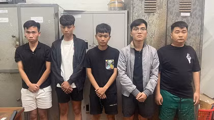 Bắt giữ nhóm đối tượng từ đất liền ra đảo phát loa đòi nợ