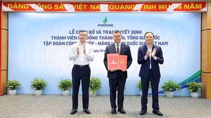 Công bố và trao quyết định Tổng Giám đốc Petrovietnam