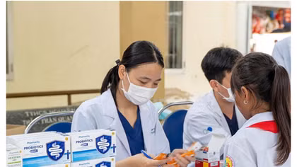 Khám sức khỏe, tư vấn dinh dưỡng cho 300 trẻ em có hoàn cảnh khó khăn tại tỉnh Khánh Hòa