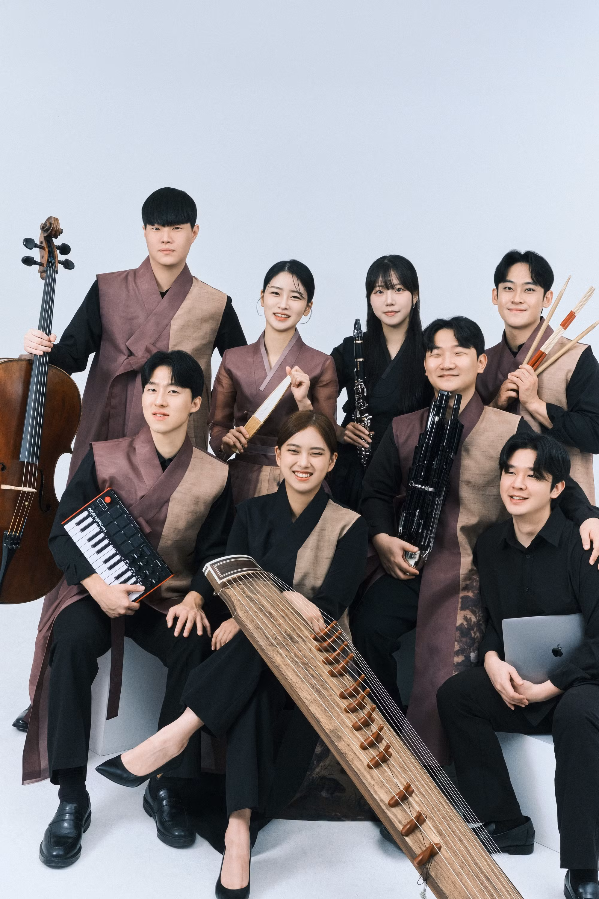 a-oa-n-ngha-thua-t-gugak-cheonghwa-copy.jpg