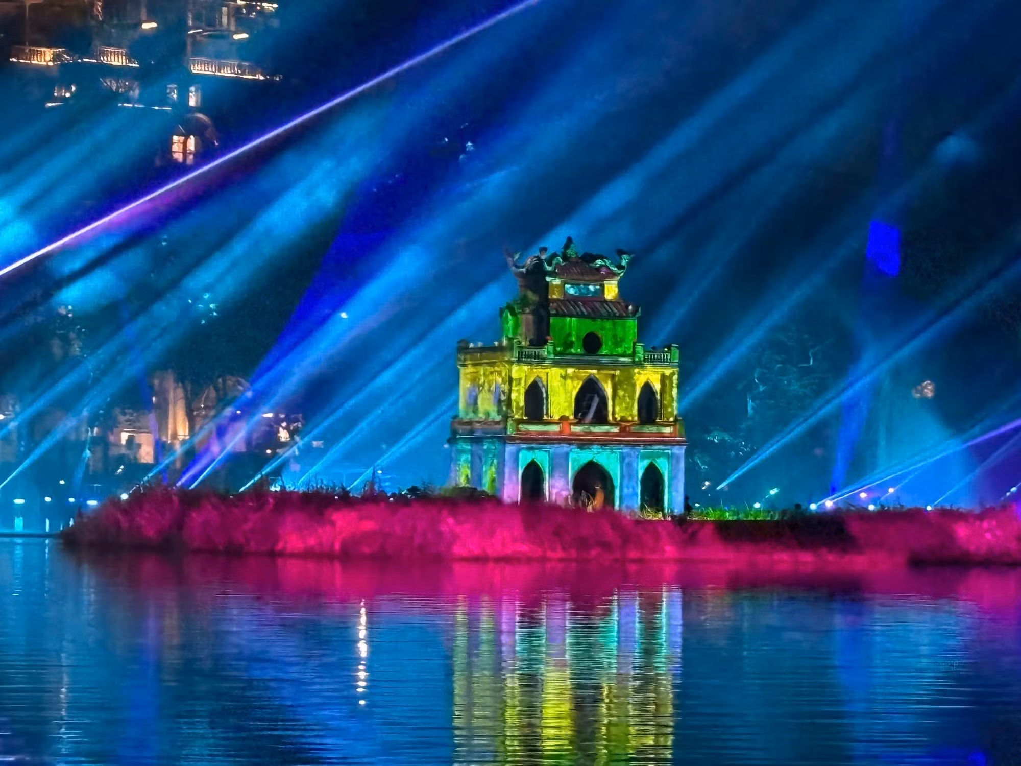 Xây dựng nền tảng văn hóa vững chắc cho an ninh con người và trật tự xã hội -0