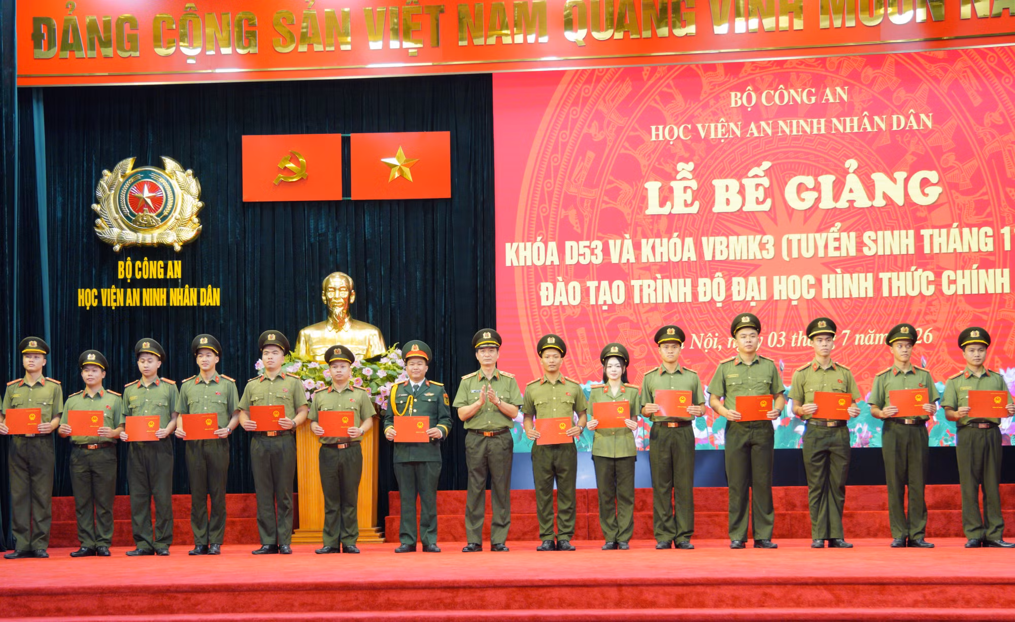anh-2-hoc-vien-an-ninh.jpg