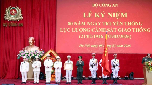 Lực lượng CSGT đón nhận Huân chương Quân công hạng Nhất