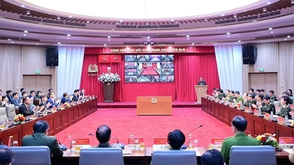 Đột phá về khoa học công nghệ, đổi mới sáng tạo và phát triển công nghiệp an ninh