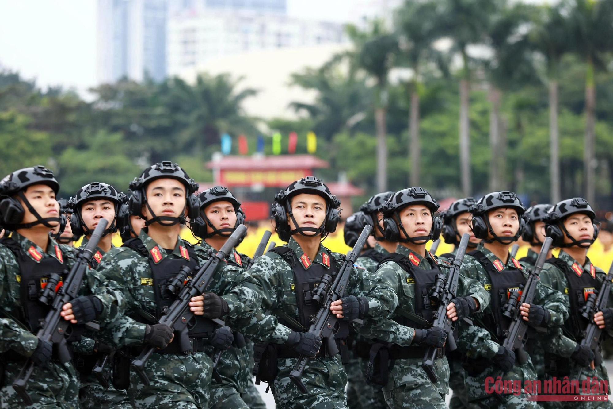 Lực lượng CAND luyện tập không ngừng, sẵn sàng ra quân bảo vệ an toàn Đại hội XIV của Đảng -8