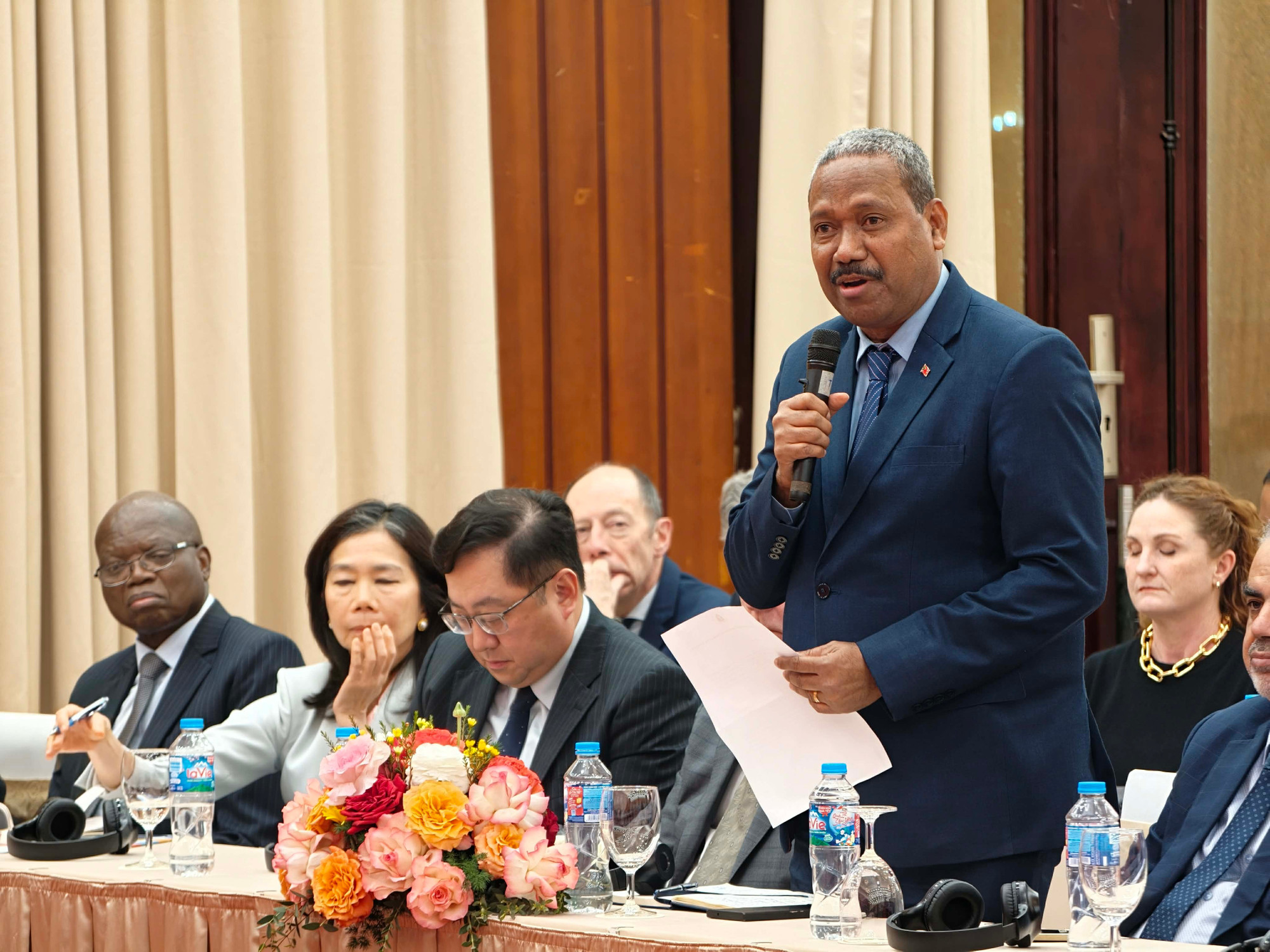 Việt Nam thông báo kết quả Đại hội XIV tới các cơ quan ngoại giao và tổ chức quốc tế - 1