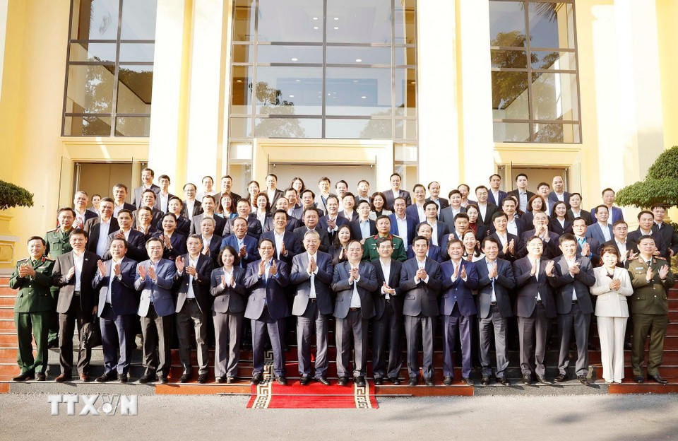 Quảng Ninh từng bước trở thành hình mẫu phát triển xanh, hiện đại, sáng tạo và hội nhập quốc tế -2