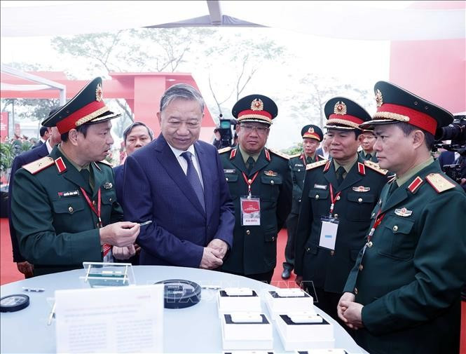 Phát lệnh khởi công Nhà máy chế tạo Chip bán dẫn đầu tiên tại Việt Nam -0