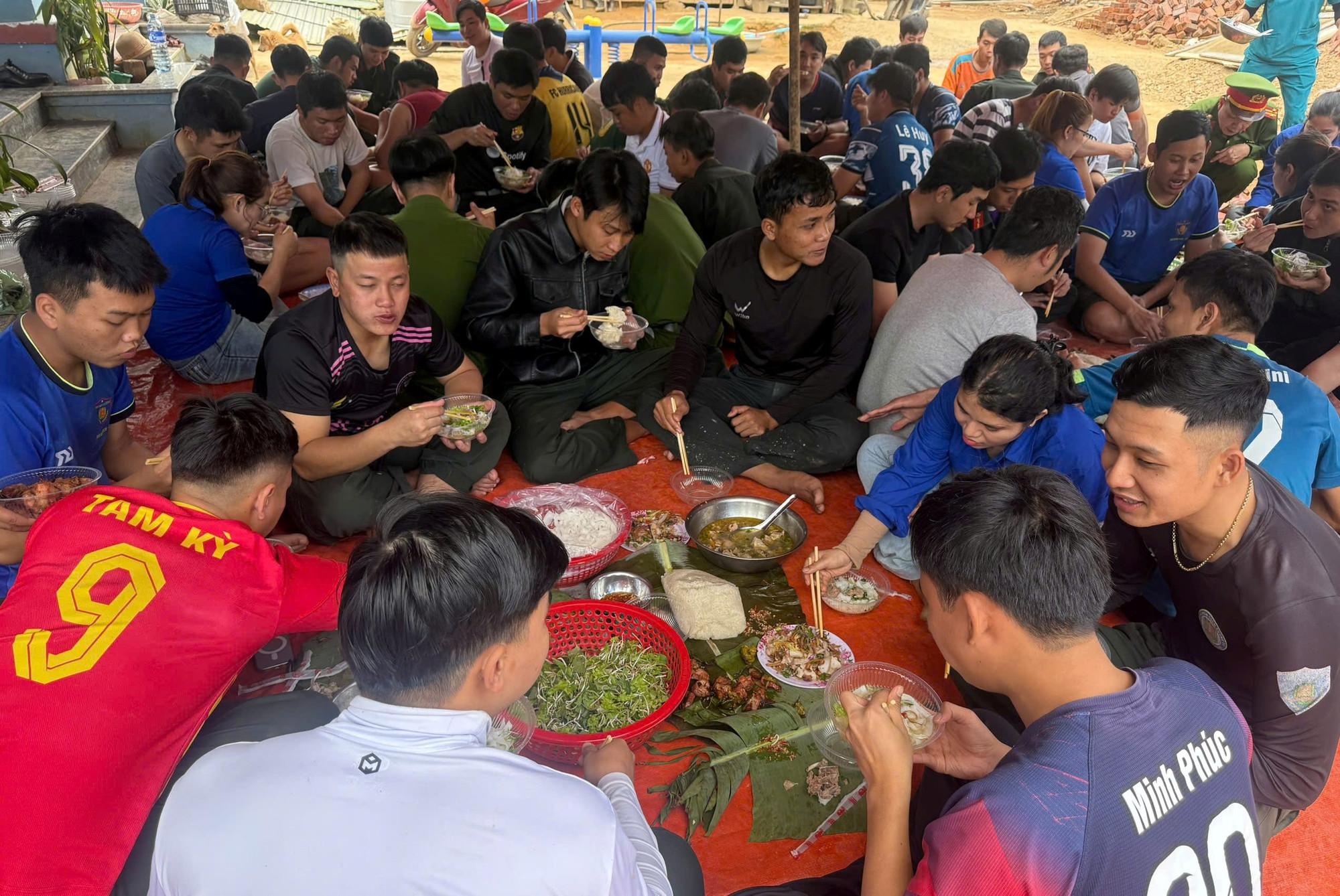 Những hình ảnh ấn tượng của lực lượng Công an thần tốc triển khai “Chiến dịch Quang Trung” -0