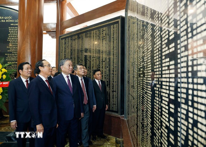 Tổng Bí thư Tô Lâm dâng hương tưởng niệm các Tổng Bí thư Trần Phú và Hà Huy Tập -0