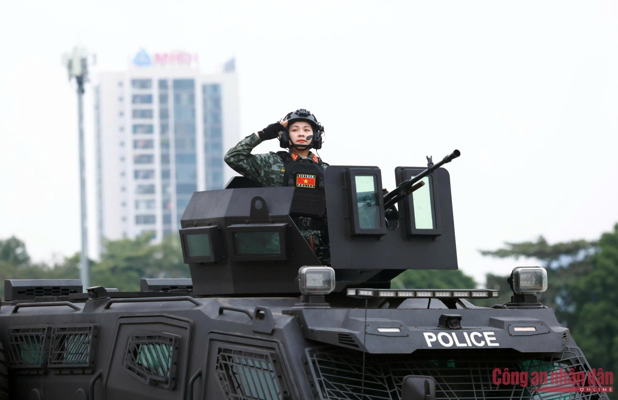 Ngắm dàn phương tiện đặc chủng của CAND sẵn sàng xuất quân bảo vệ Đại hội Đảng -1
