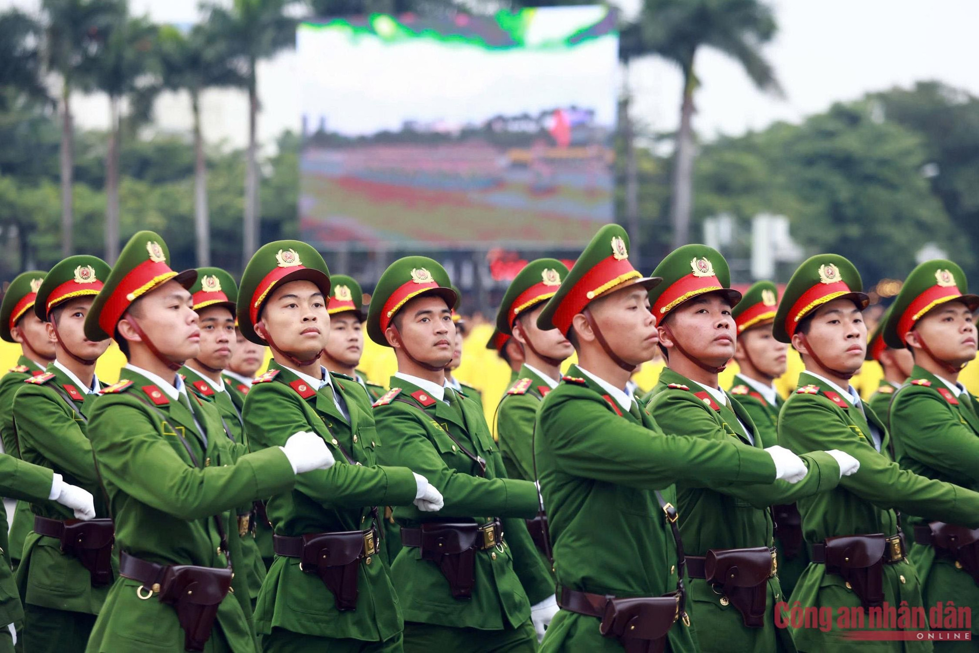 Lực lượng CAND luyện tập không ngừng, sẵn sàng ra quân bảo vệ an toàn Đại hội XIV của Đảng -7